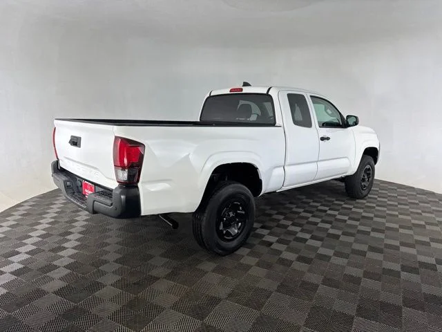 Used 2022 White Toyota SR image 5