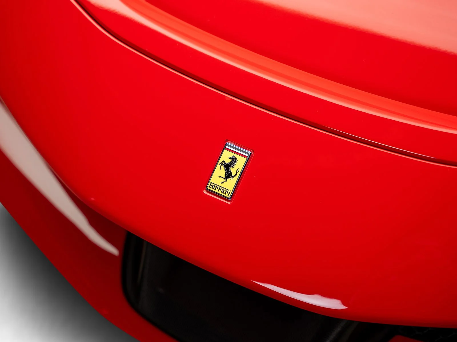 Used 2022 Red Ferrari Base image 11