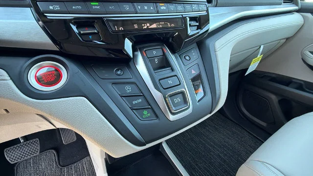 2026 Honda Odyssey EX-L - Photo 21