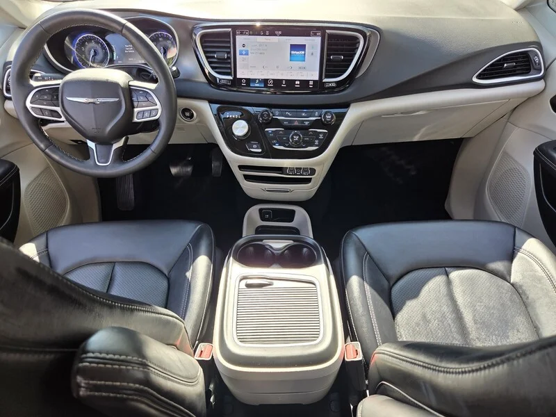Used 2024 Bright White Clearcoat CHRYSLER TOURING L image 14