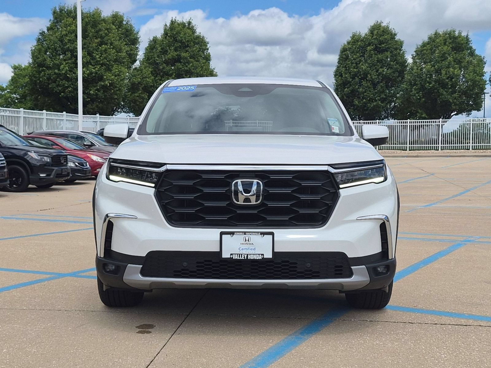 Certified Used 2025 Platinum White Pearl Honda EX-L image 3