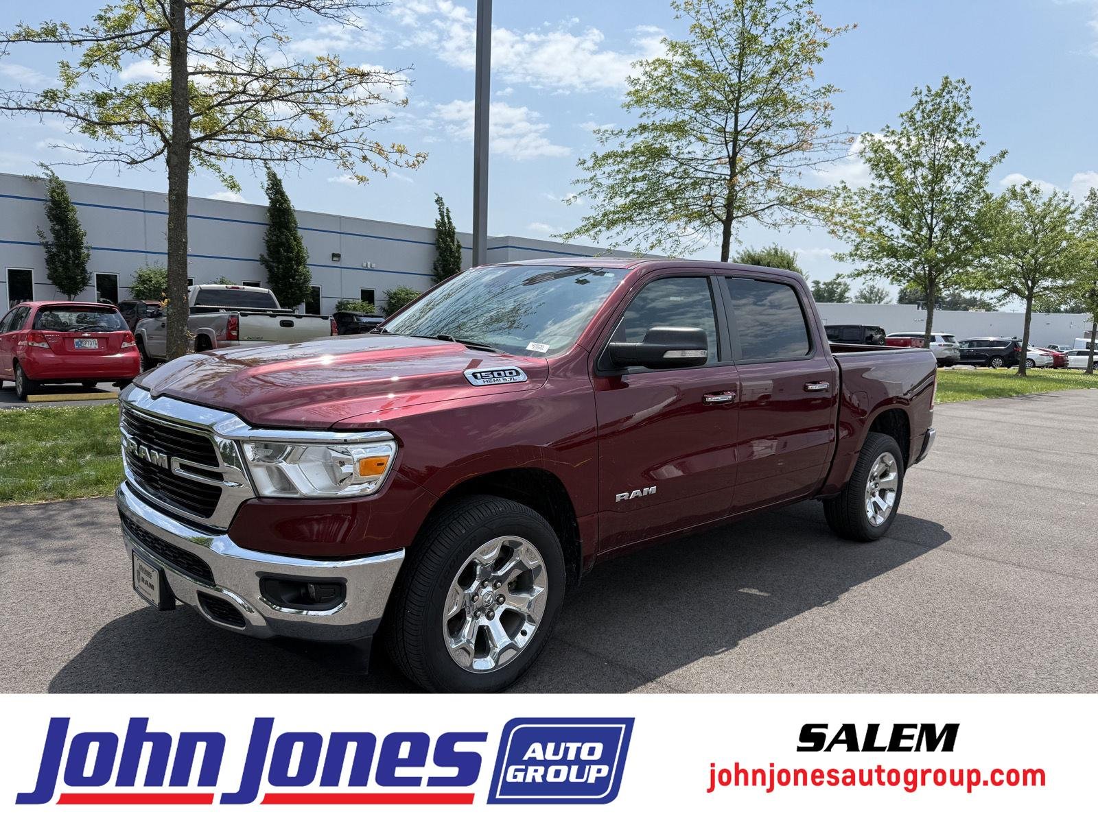 2020 RAM 1500 Big Horn/Lone Star 4x4 Crew Cab 5'7's photo