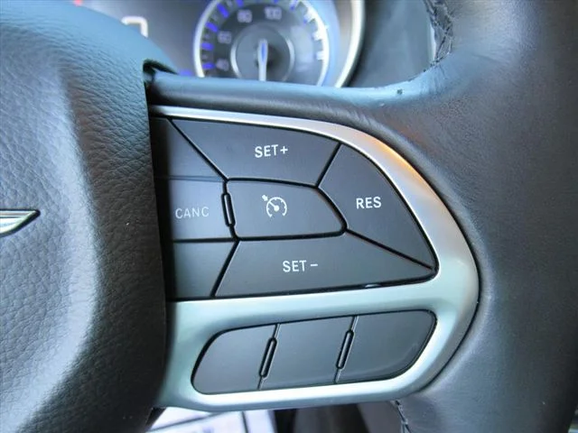 Used 2021  Chrysler Touring image 23