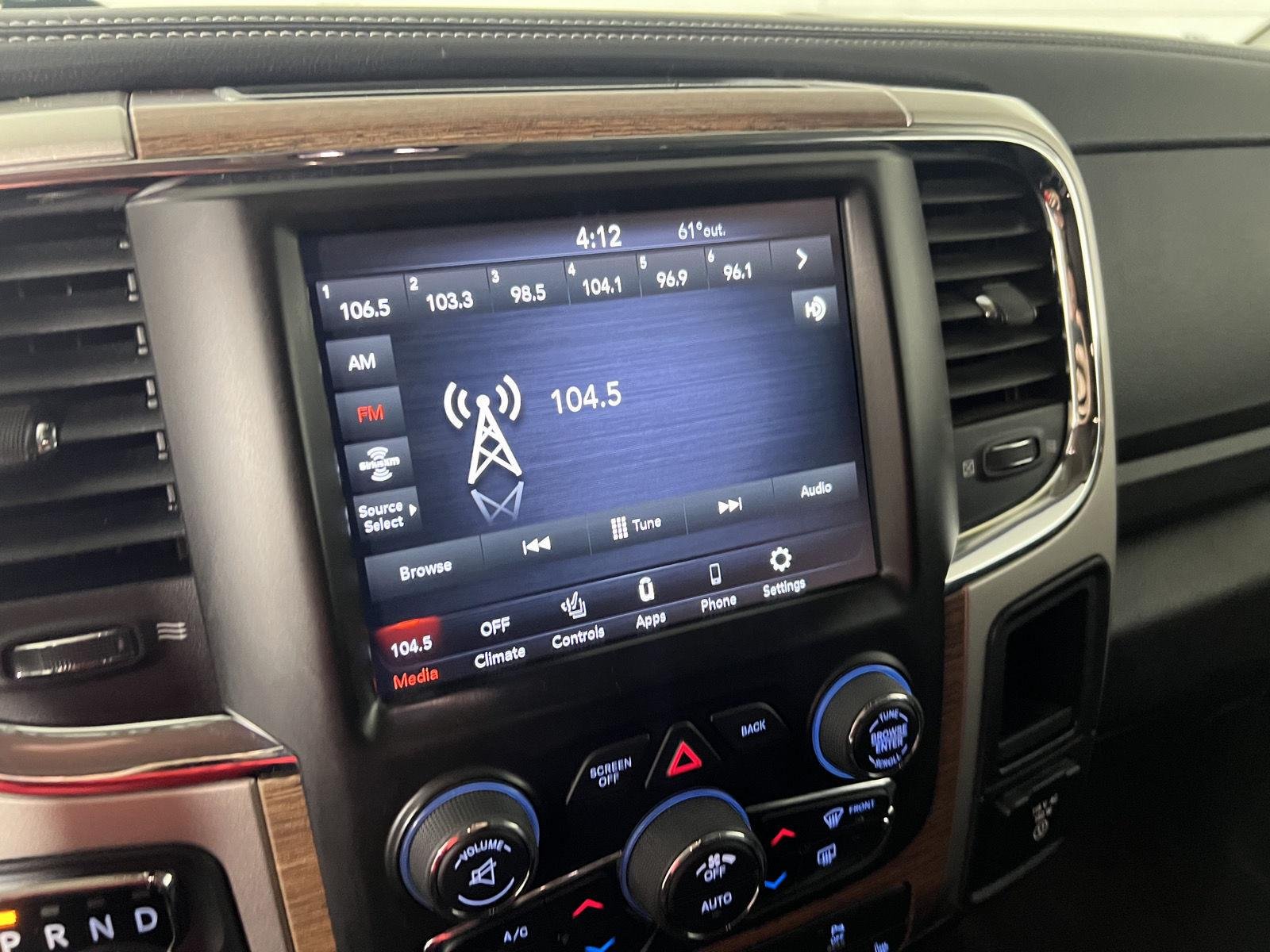 Used 2018  RAM Laramie image 19