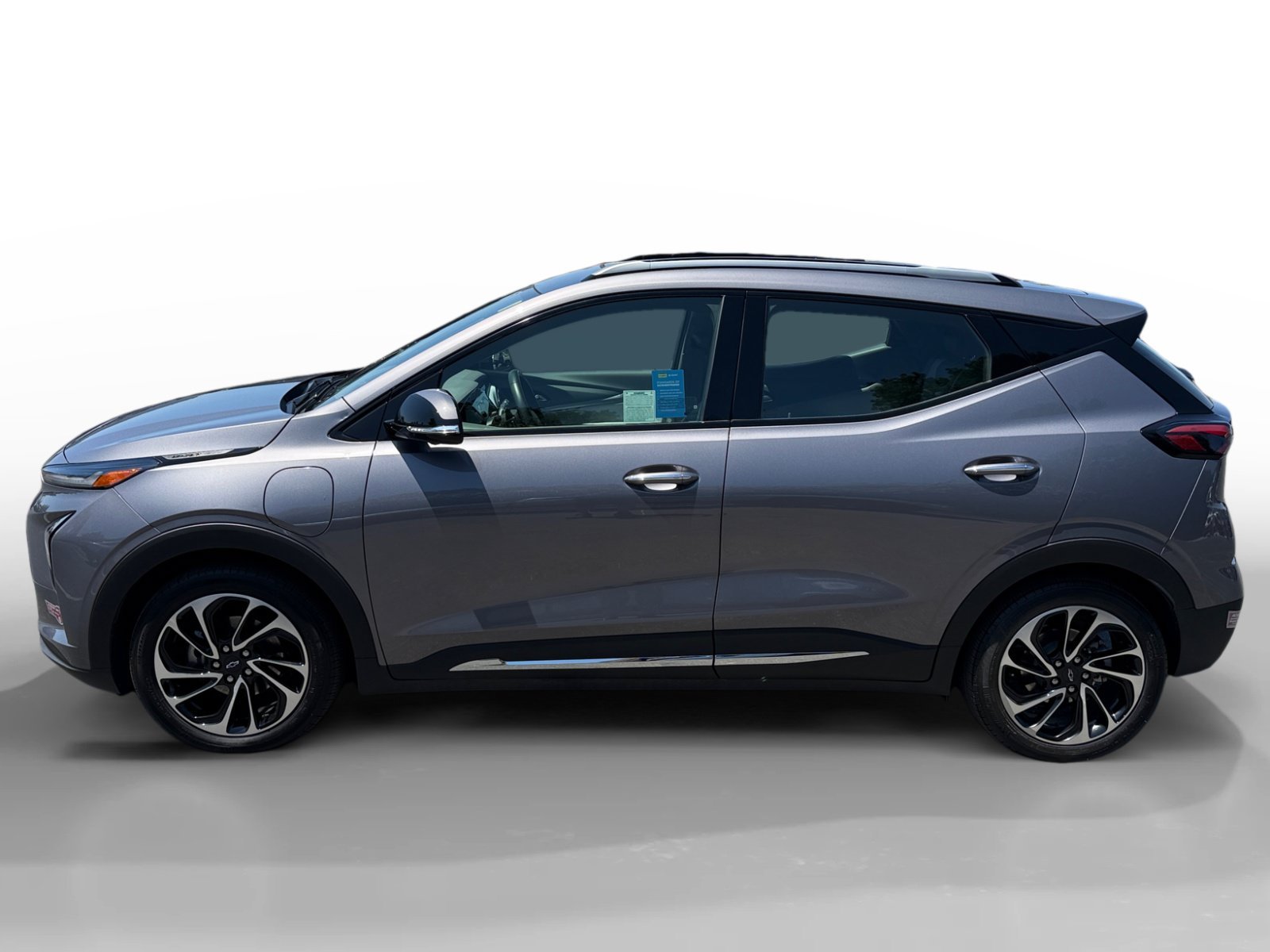 Used 2023 Gray Chevrolet Premier image 2