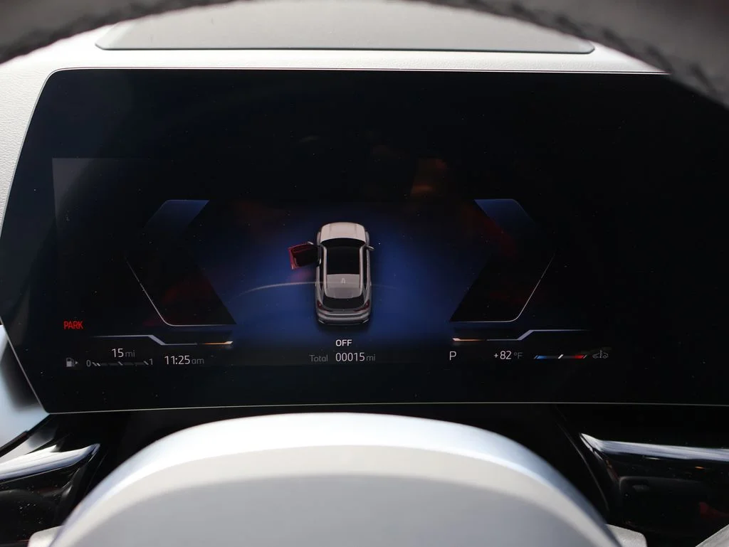 2025 BMW X1 28i - Photo 40