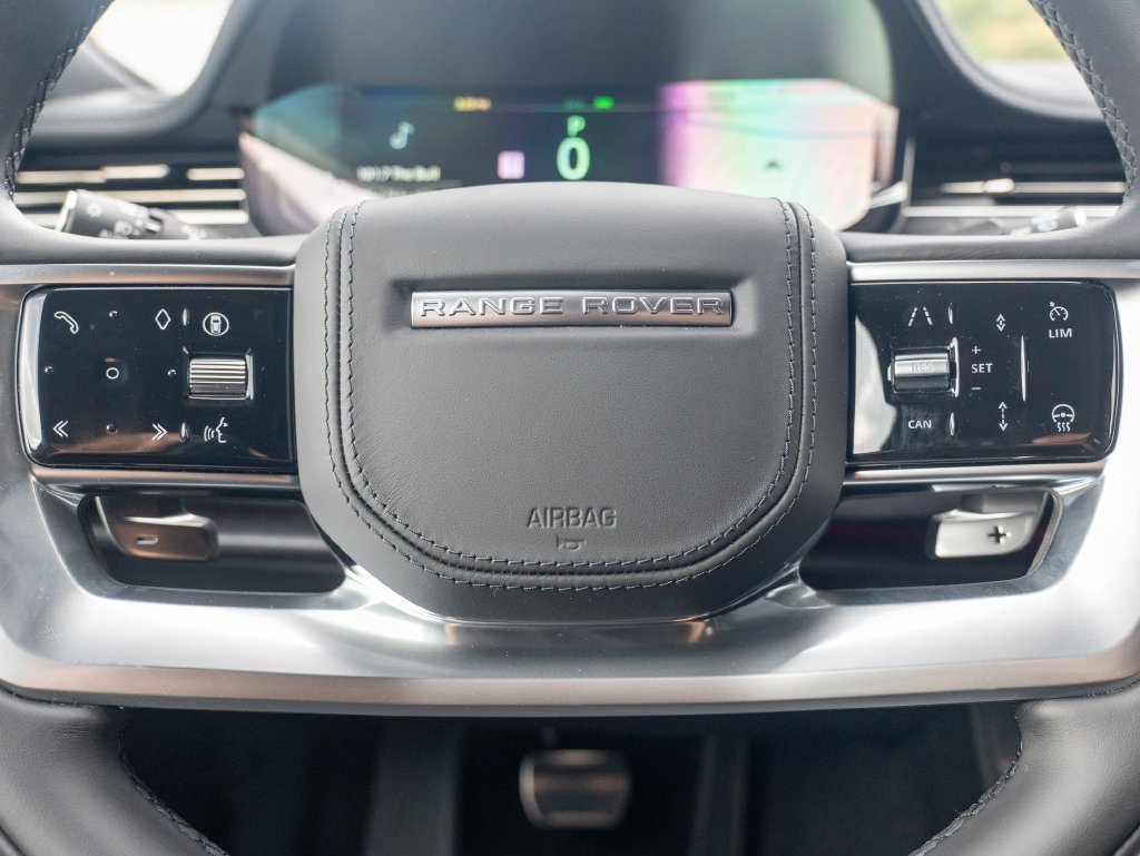 New 2026 Carpathian Grey Land Rover SE image 14