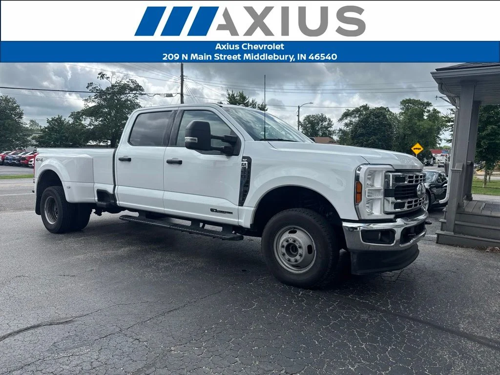 Used 2026 White Ford XLT image 1