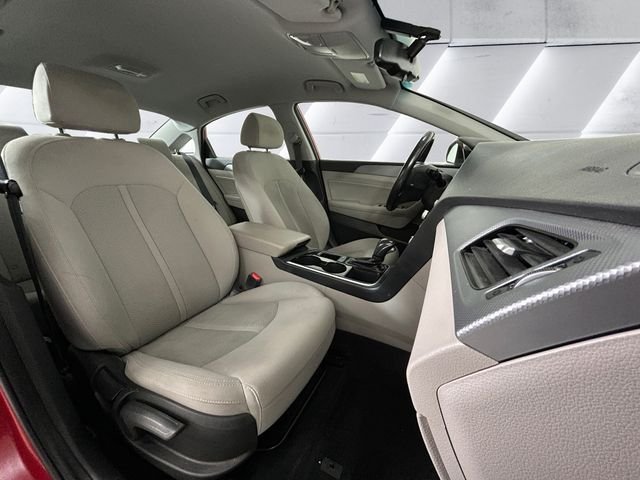 Used 2019 Red Hyundai SEL image 14