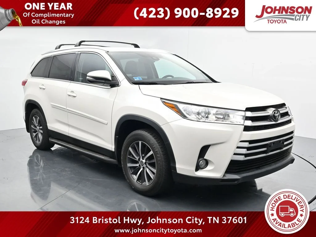 Used 2019 White Toyota XLE image 1