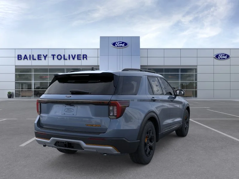 New 2026 Vapor Blue Metallic Ford Tremor® image 33