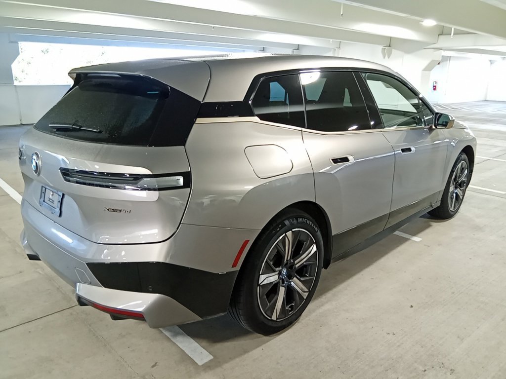 Certified Used 2024 Gray Metallic BMW xDrive50 image 5