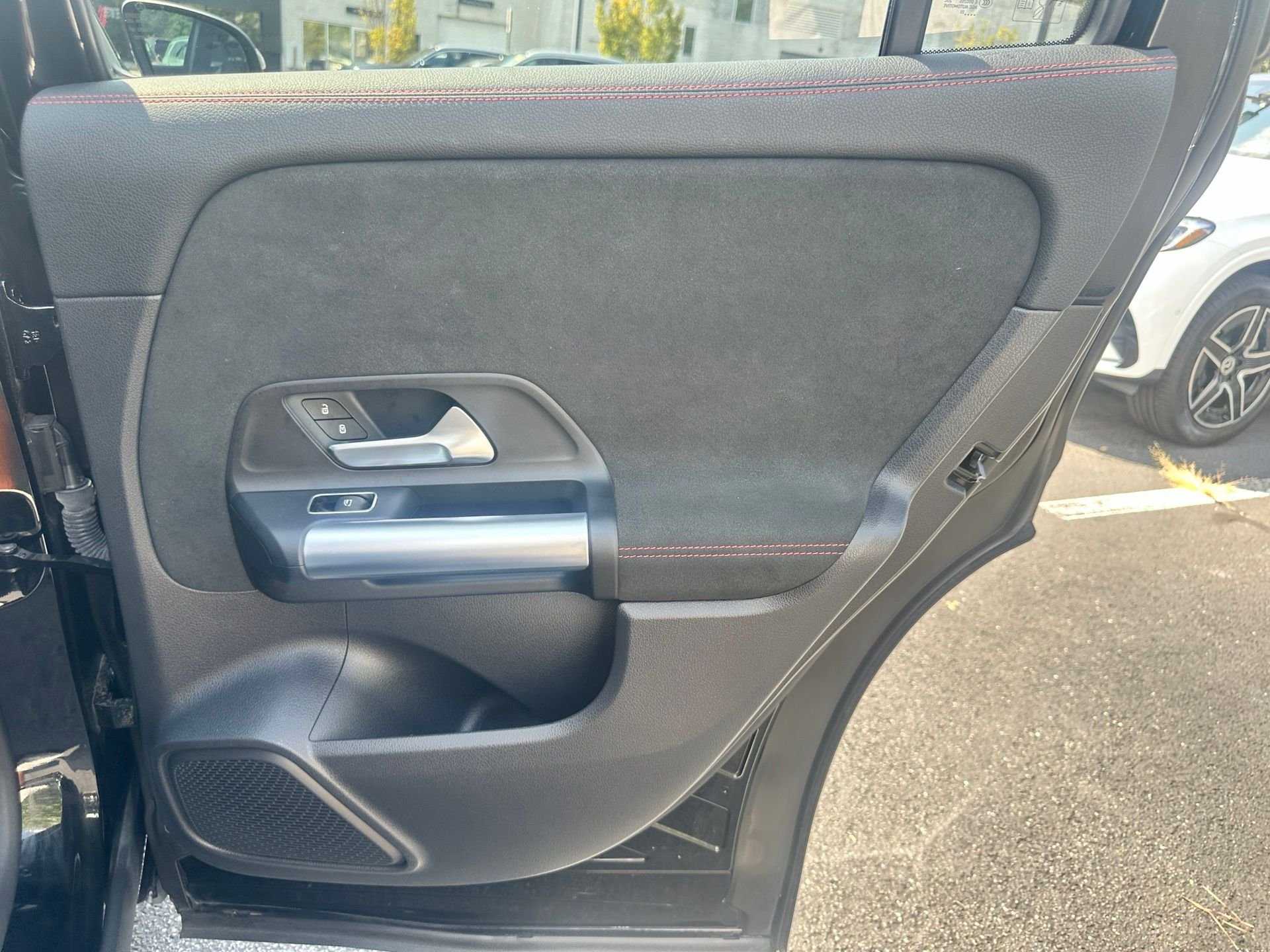 Used 2023 Black Mercedes-Benz GLA 250 image 26
