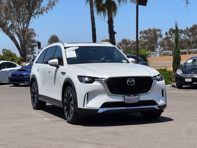 Used 2024 White Mazda Premium Plus image 3