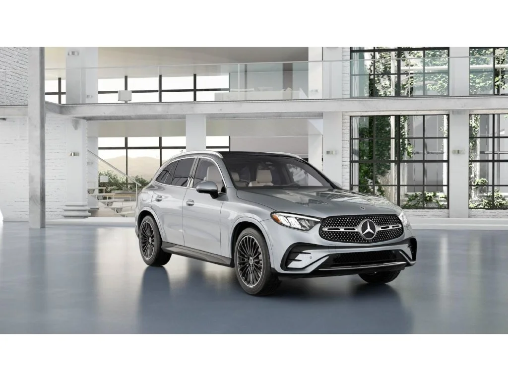 New 2027 Silver Mercedes-Benz GLC 300 image 10