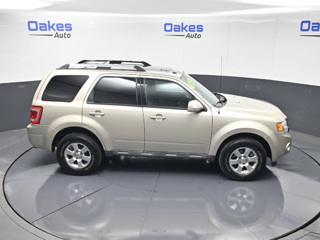Used 2011 Gold Leaf Metallic Ford Limited image 50