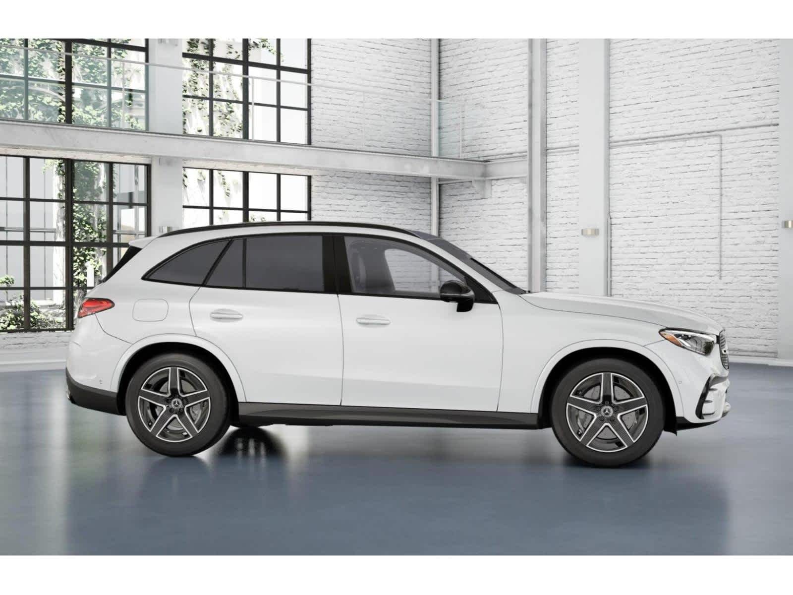 Used 2026 MANUFAKTUR Moonlight White Metallic Mercedes-Benz GLC 300 image 14