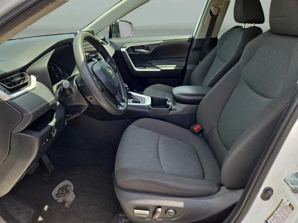 Used 2024 White Toyota XLE image 20