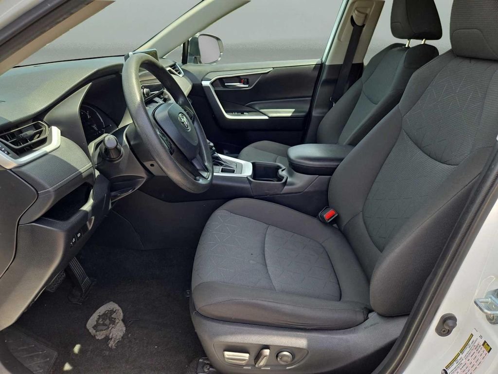 Used 2024 White Toyota XLE image 20