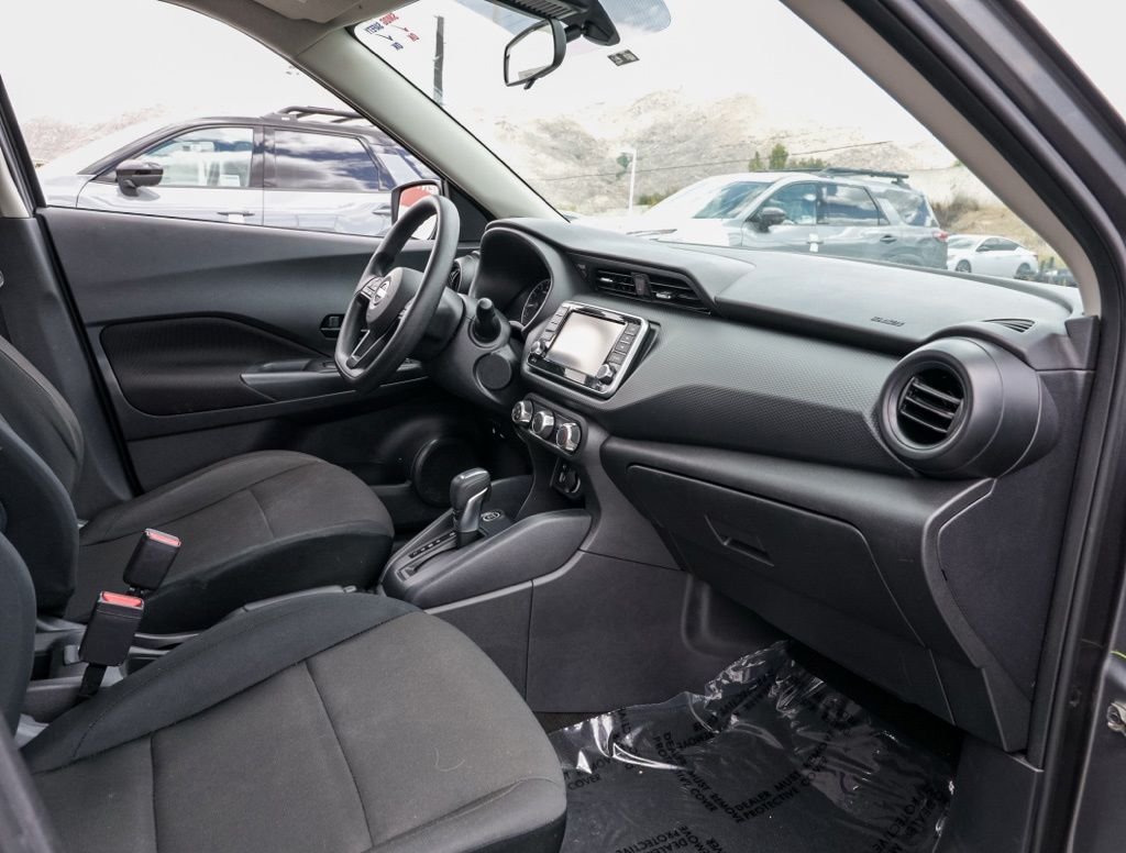 Used 2024 Gray Nissan S image 18