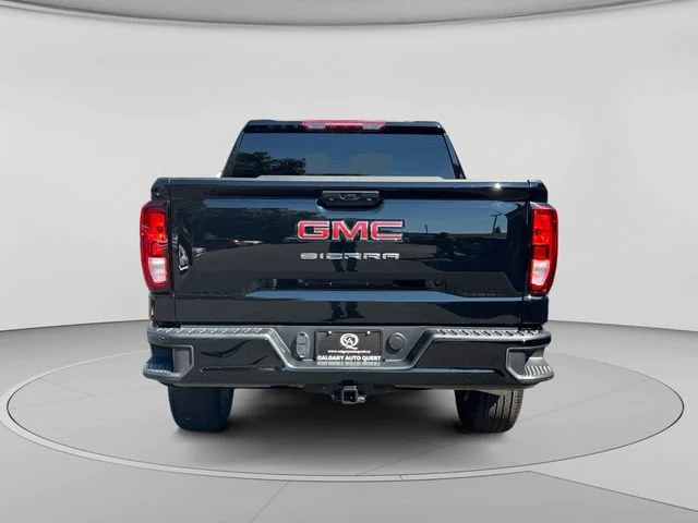 Used 2025 Onyx Black GMC Pro image 4