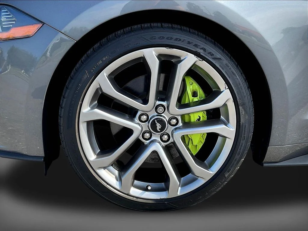 Certified Used 2021 Carbonized Gray Metallic Ford GT Premium image 36