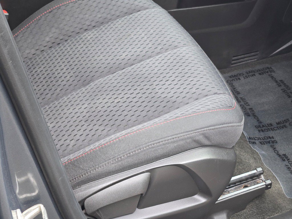 Used 2013 Gray Green Metallic GMC SLE-1 image 6