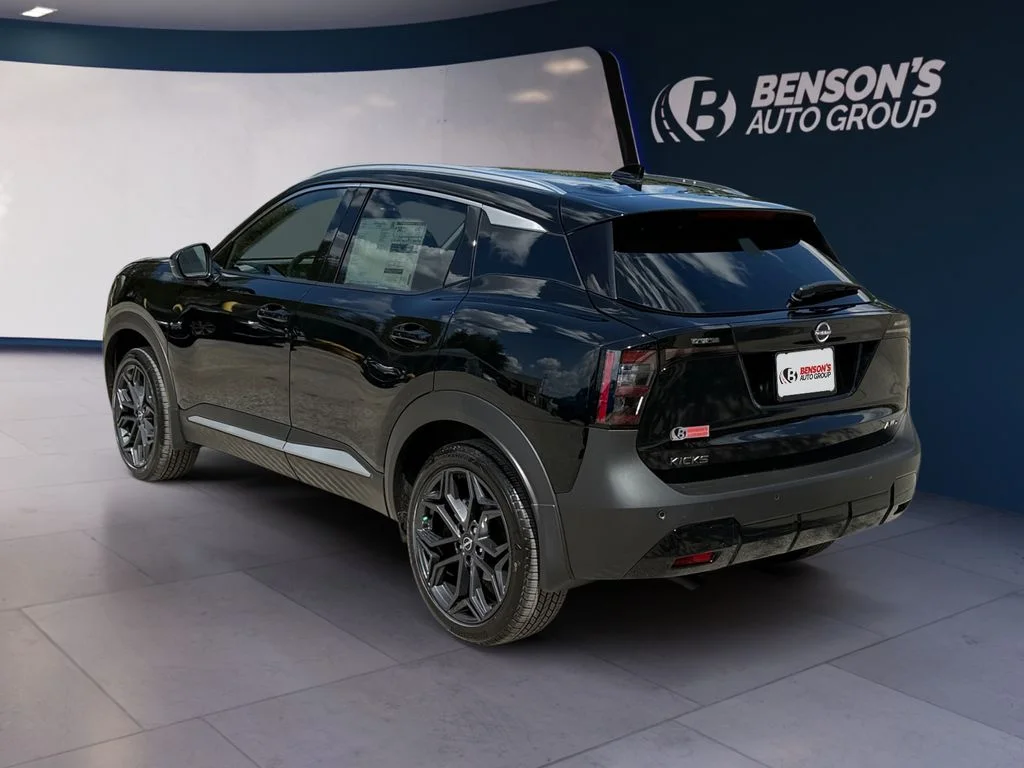 New 2027 Black Nissan SR image 3