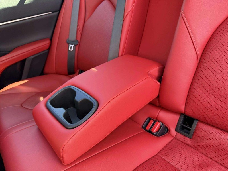 Used 2019 Wind Chill Pearl Toyota XSE image 23