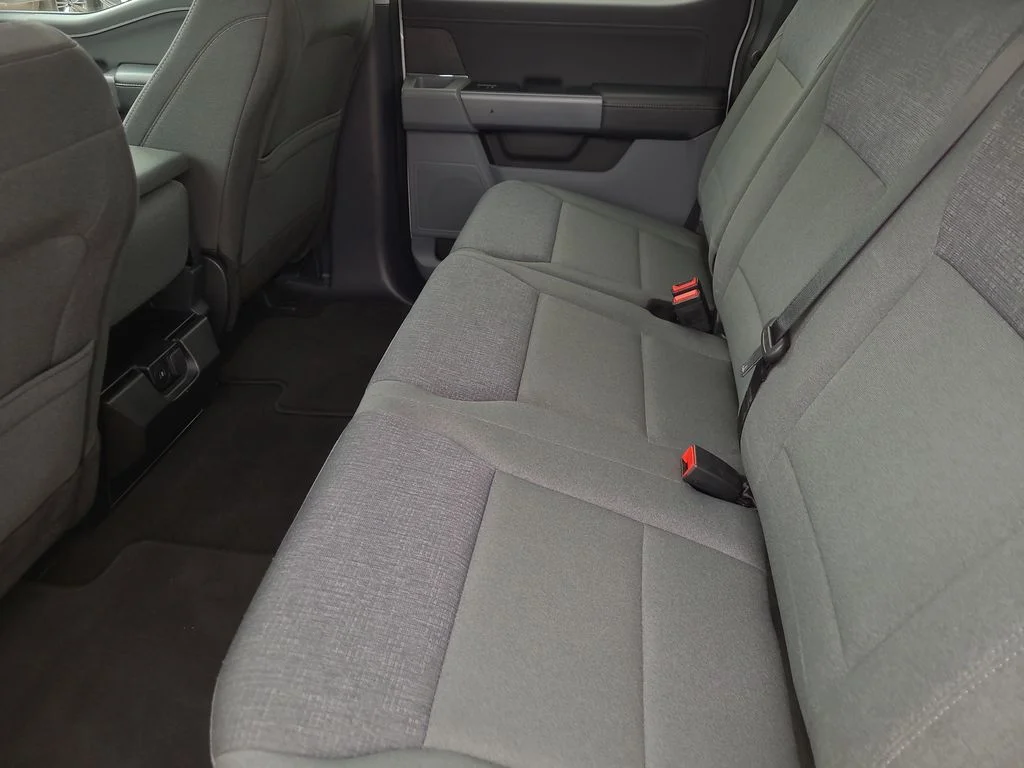 Used 2025 White Ford XLT image 15