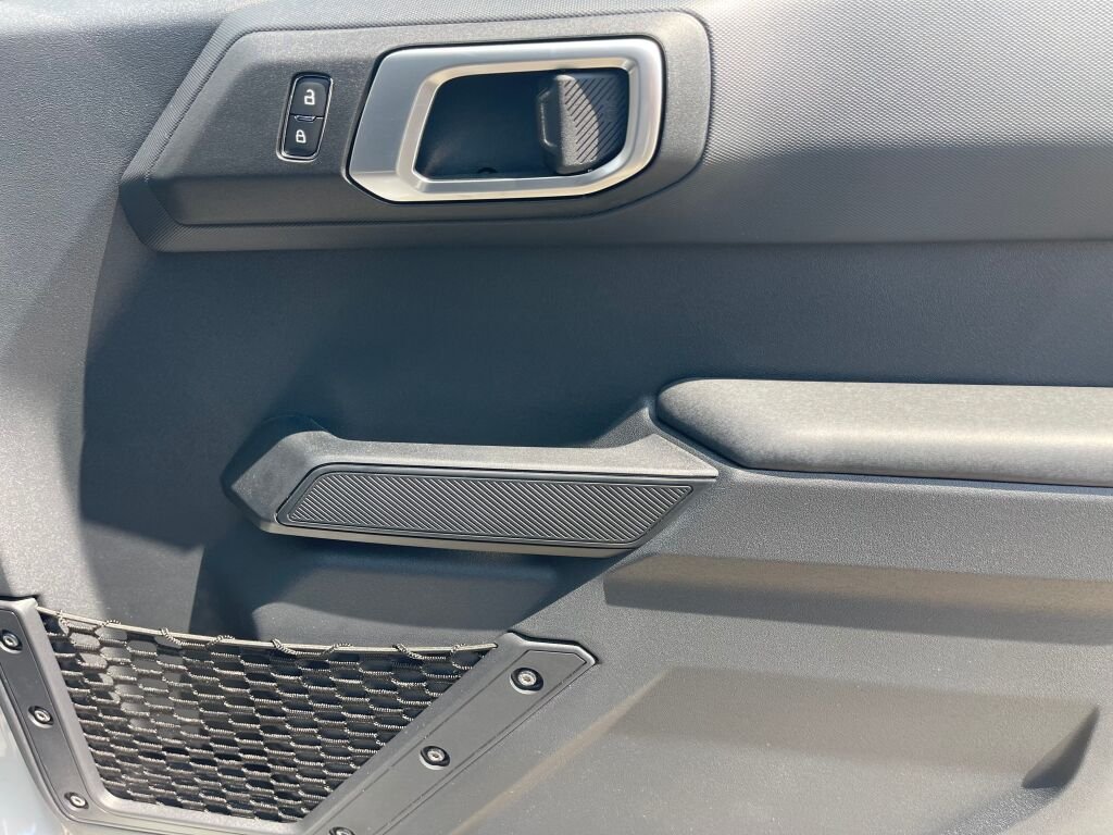 New 2026 Avalanche Gray Ford Big Bend image 25