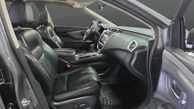 Used 2018 Brilliant Silver Metallic Nissan Platinum image 23