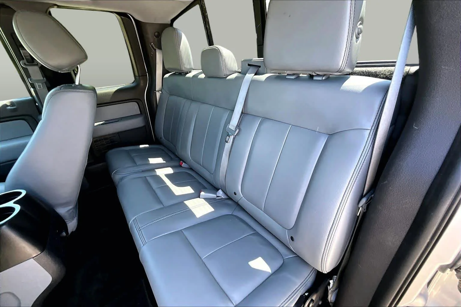 Used 2014 Ingot Silver Metallic Ford XLT image 20