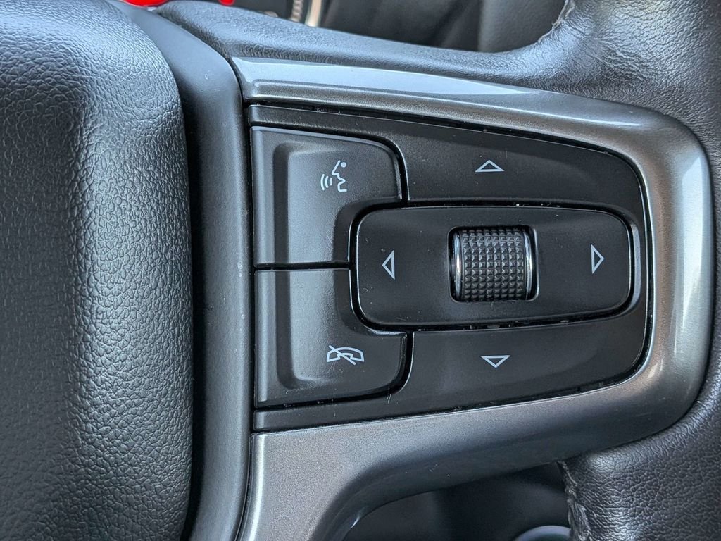 Used 2022 Silver Chevrolet LTZ image 27