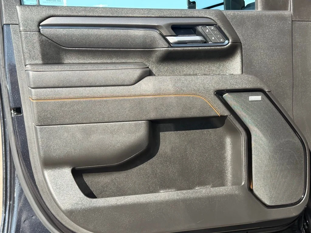 Used 2025 Gray GMC AT4 image 23