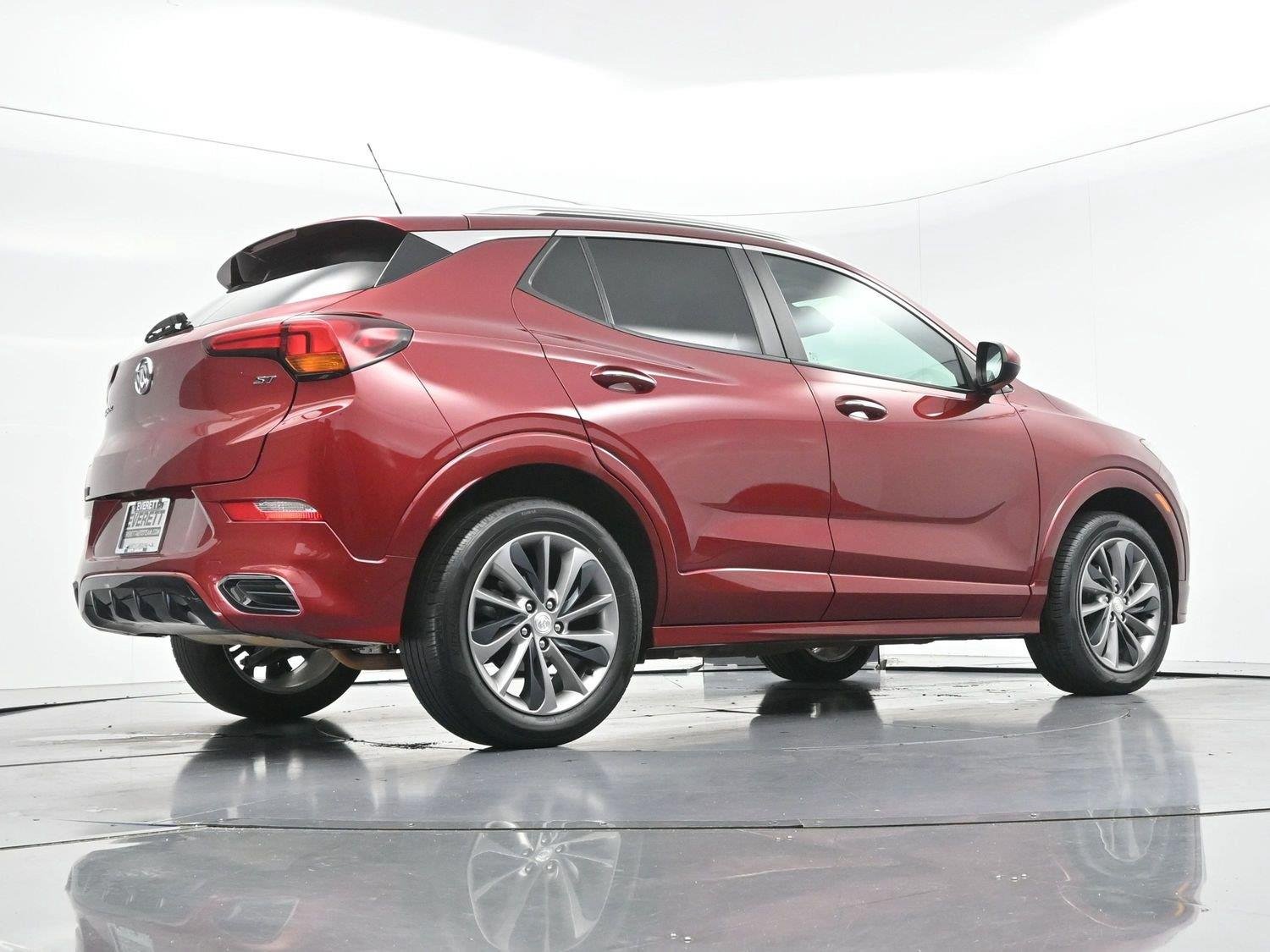 Used 2022 Cinnabar Metallic Buick Select image 45
