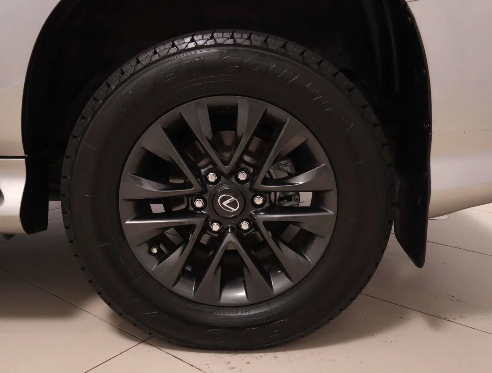 Used 2020 Silver Lexus GX 460 Premium image 10