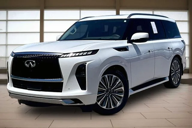 2026 INFINITI QX80 Luxe's photo