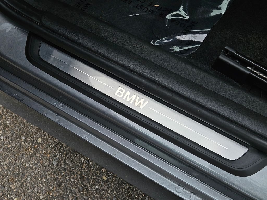 Used 2024 Skyscraper Grey Metallic BMW 330i xDrive image 33