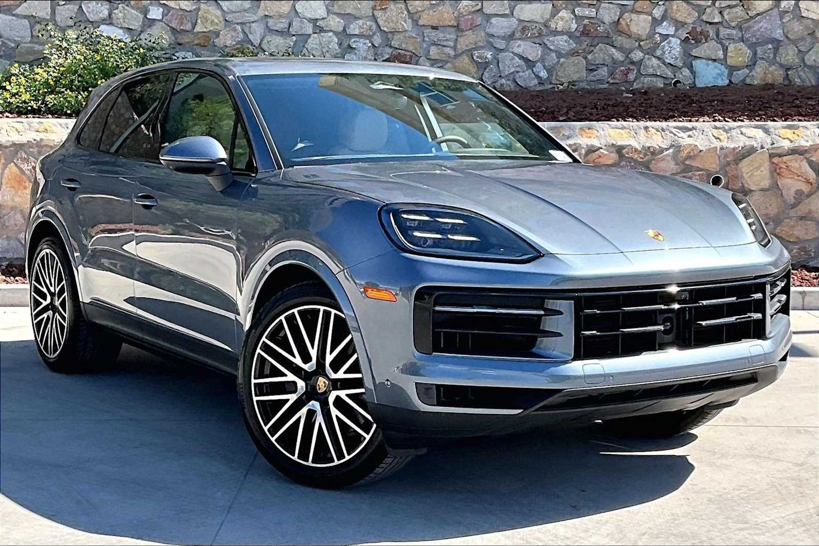 New 2026 Vanadium Grey Metallic Porsche  image 9