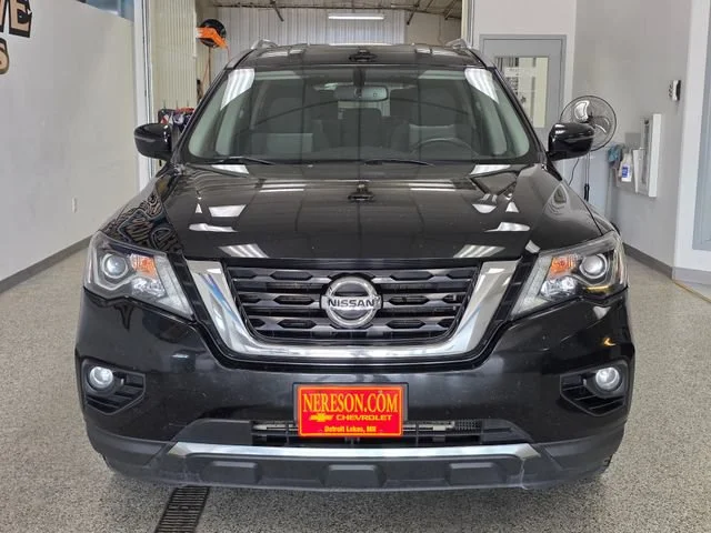 Used 2020 Nissan Pathfinder SV with VIN 5N1DR2BM1LC576844 for sale in Detroit Lakes, Minnesota