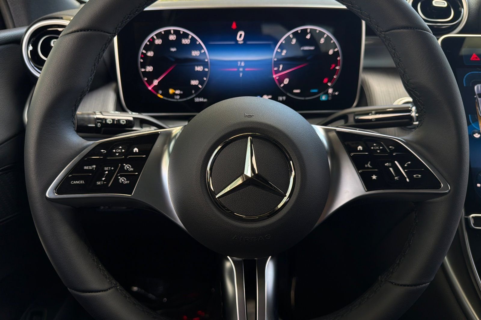 New 2026 MANUFAKTUR Alpine Grey Mercedes-Benz GLC 300 image 22
