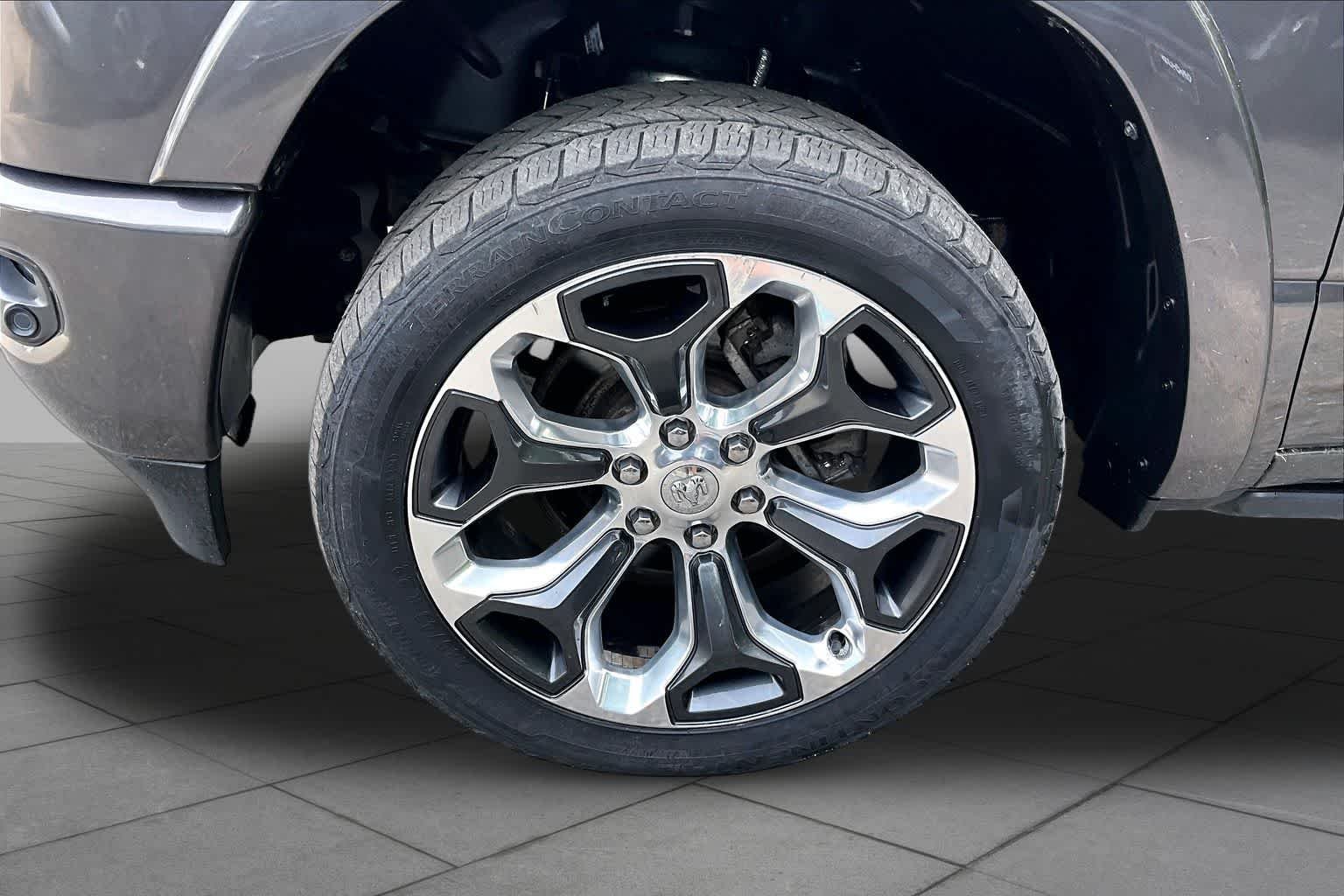 Used 2020 Granite Crystal Clearcoat Metallic Ram Limited image 11