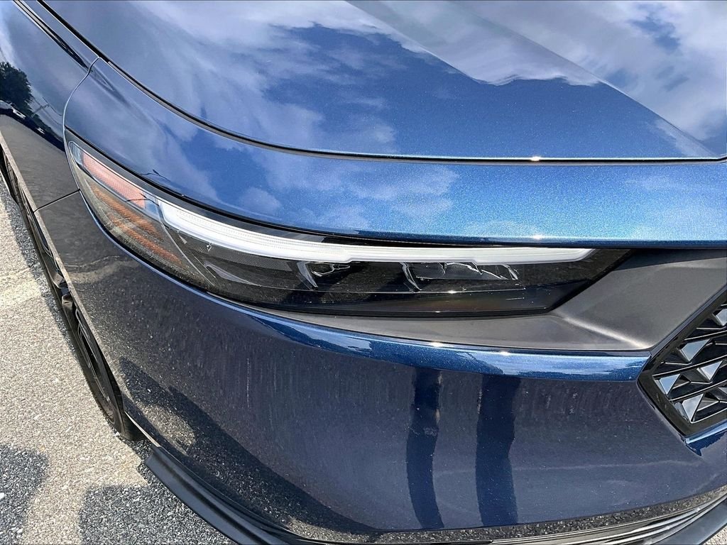 Used 2025 Blue Honda SE image 32