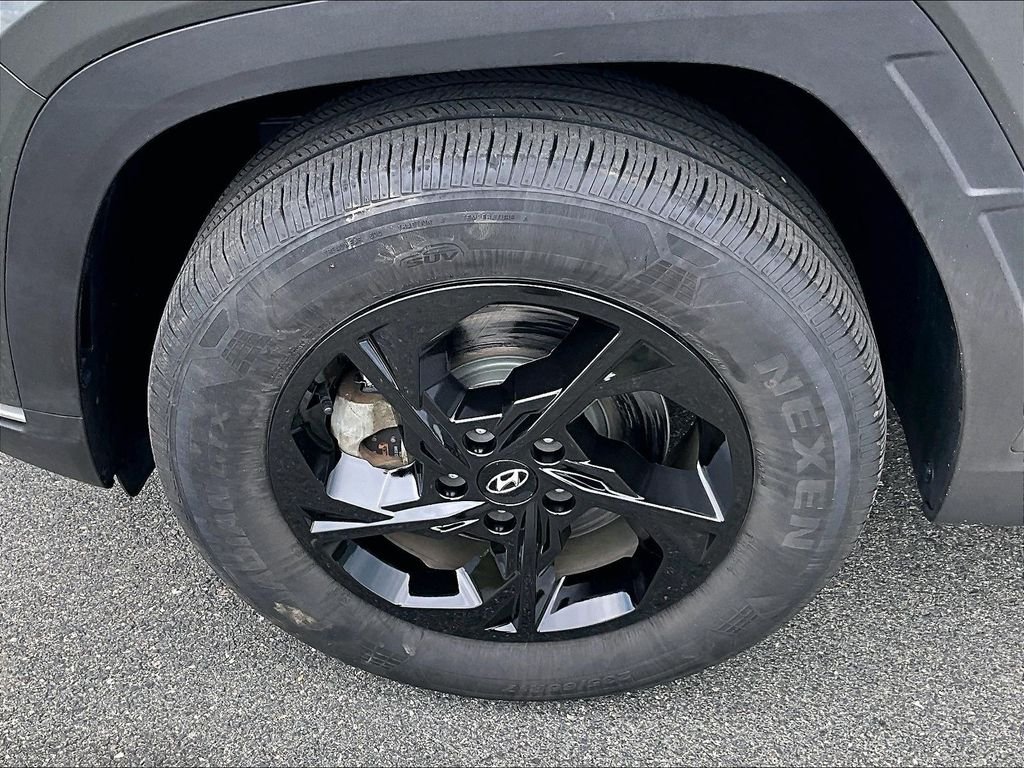 Used 2022 Amazon Gray Hyundai SEL image 7