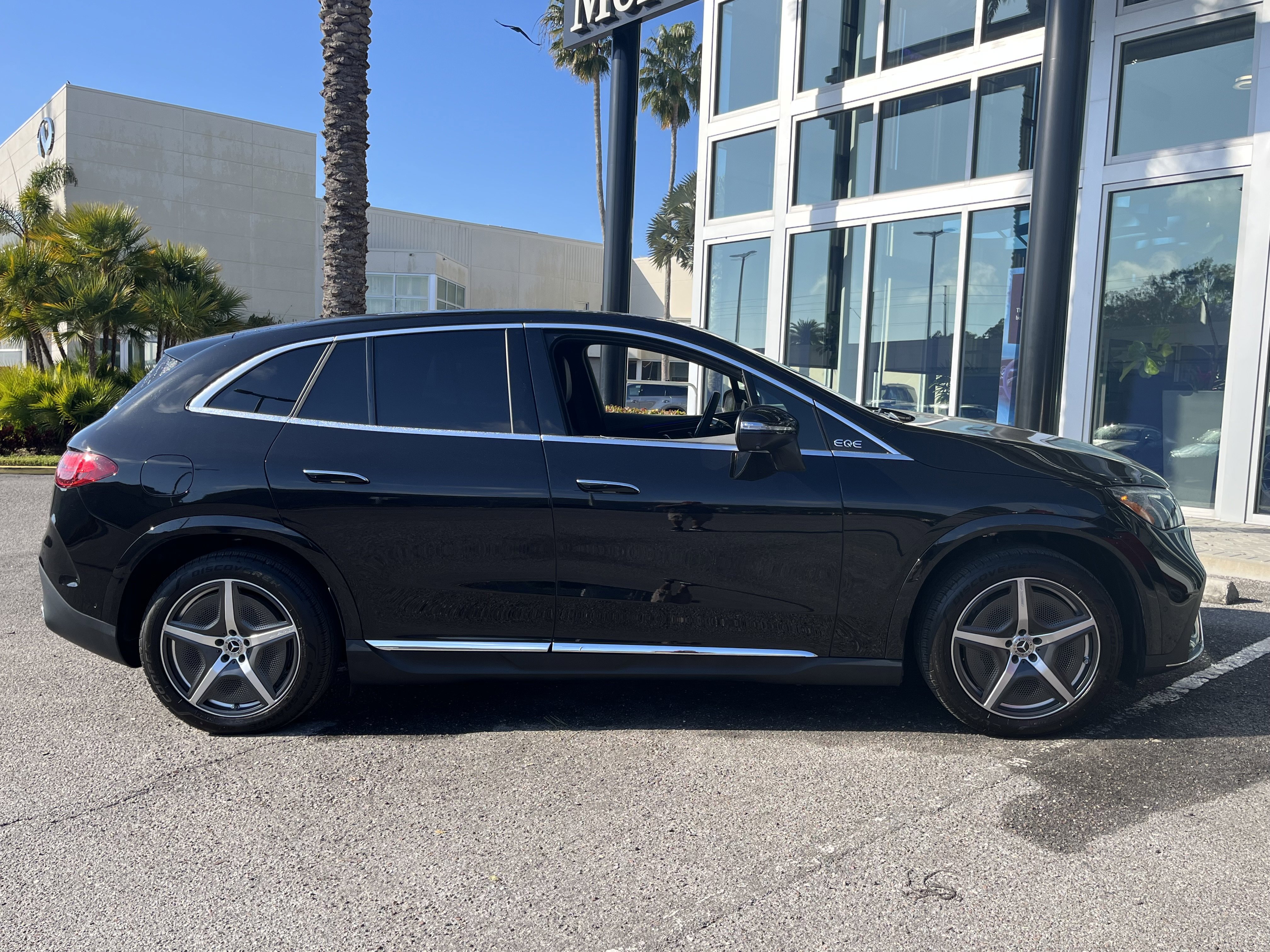 New 2026 OBSIDIAN BLACK Mercedes-Benz EQE 320 image 8