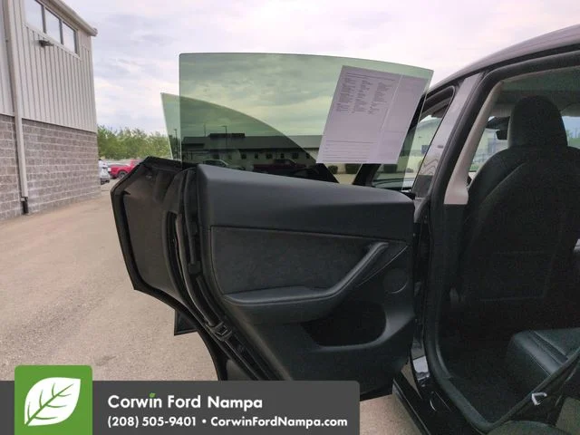 Used 2025 Black Tesla  image 23