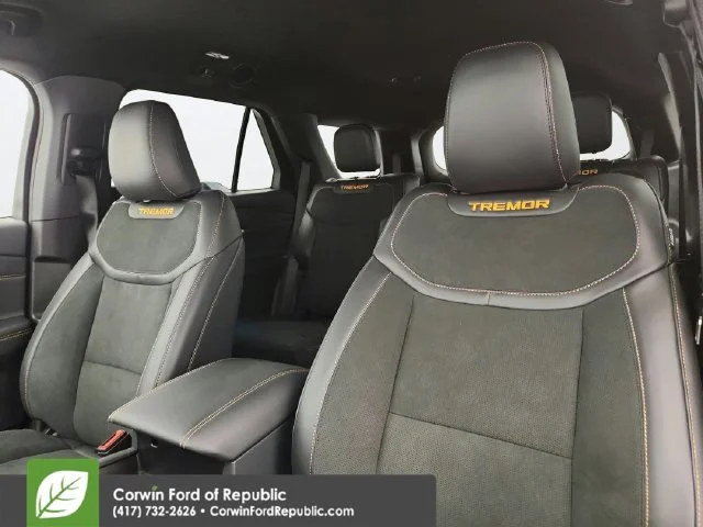 New 2026 Space White Metallic Ford Tremor® image 43