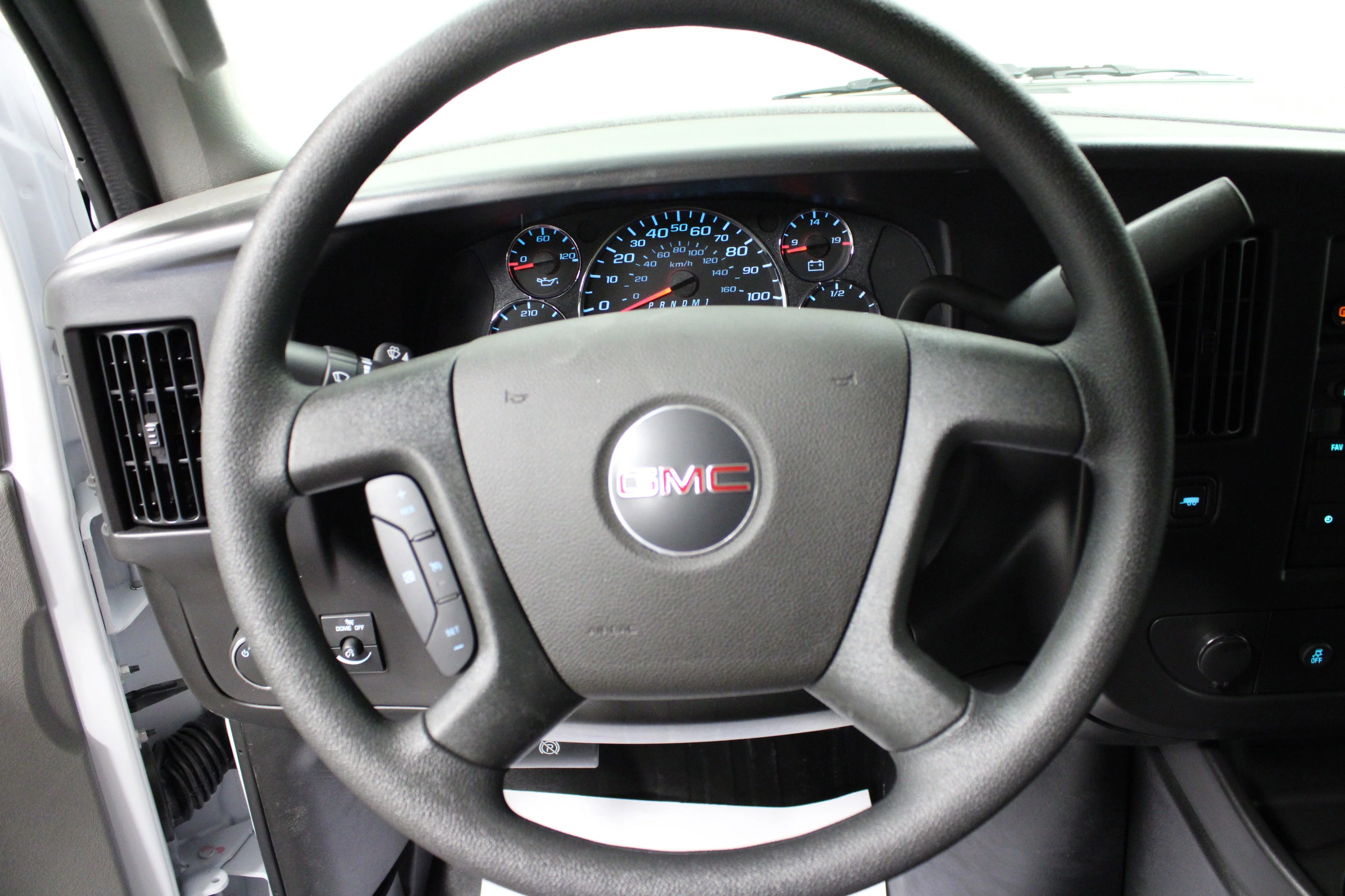 New 2026 Summit White GMC Work Van image 16