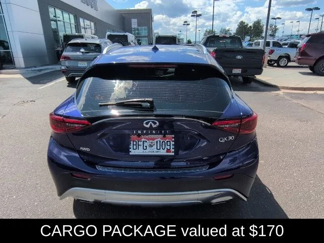 Used 2017 Blue INFINITI Premium image 7